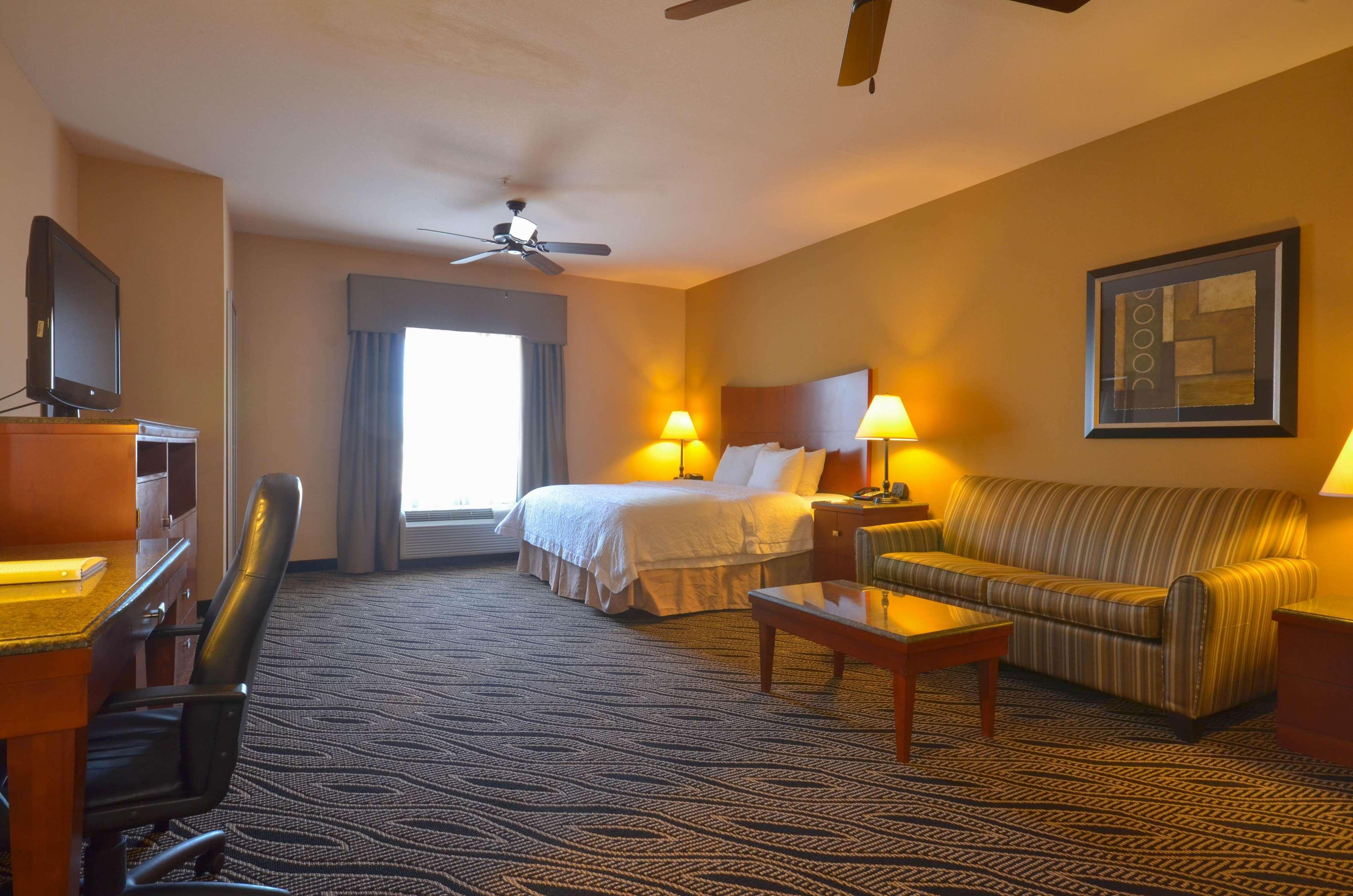 Hampton Inn Брайент Екстер'єр фото